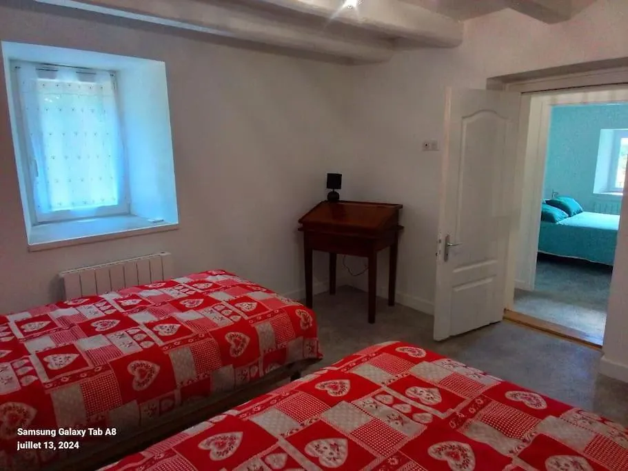 Holiday home Appartement A La Campagne Refait A Neuf Gap